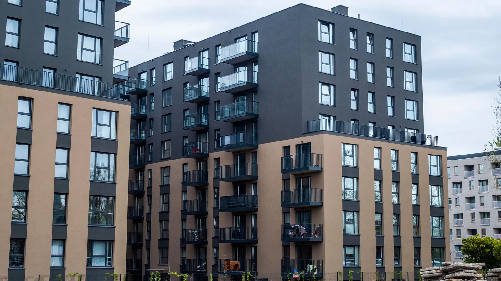 Fachada de prédios residenciais de apartamentos
